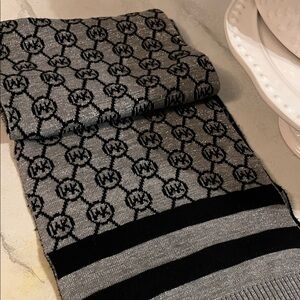 Michael Kors Elegant Black and Gray Logo Scarf